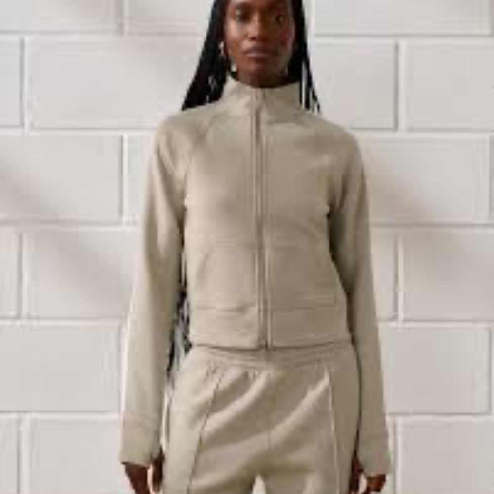 YPB neoKNIT Mockneck Full Zip Active Jacket - Light Brown - NWT - MEDIUM